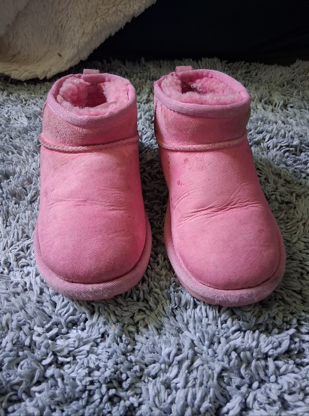 Girls Uggs Size 13